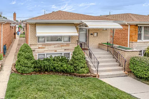 8319 S Keeler Ave, Chicago, IL 60652