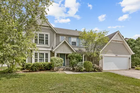 855 Warwick Ln, Lake Zurich, IL 60047