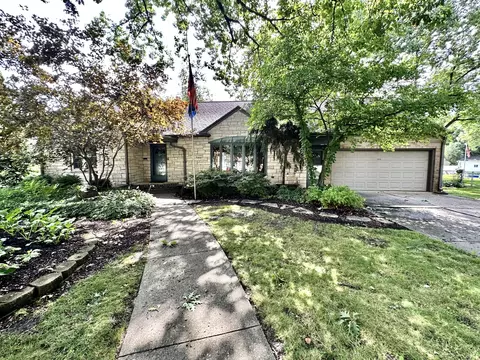 1015 James Ave, Rockford, IL 61107