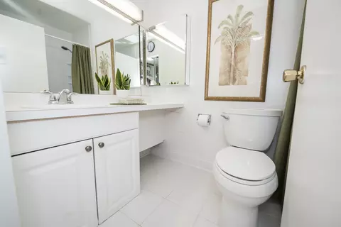 230 E Ontario St #2406, Chicago, IL 60611 photo 16