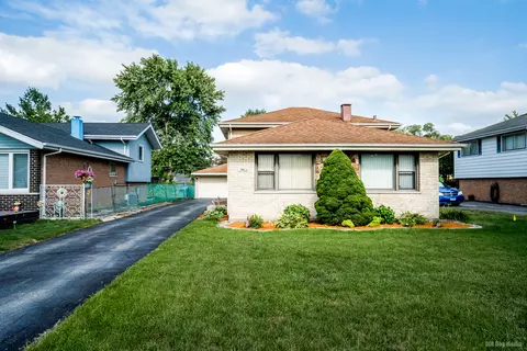 13605 Loomis Ln, Crestwood, IL 60445