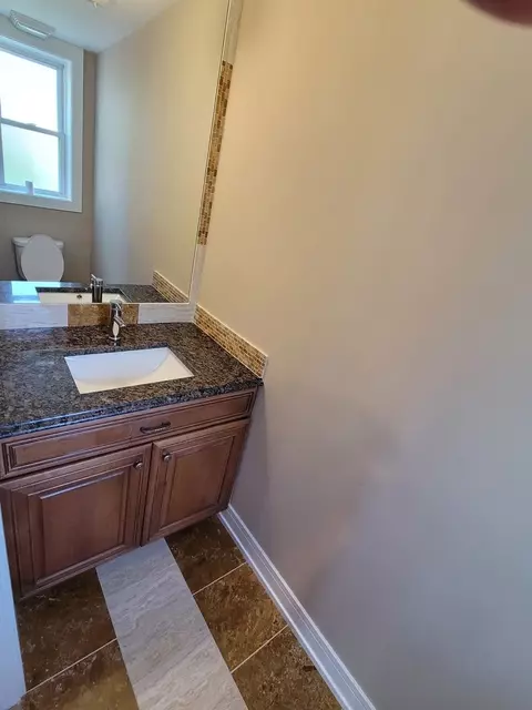 869 Greenview Ave, Des Plaines, IL 60016 photo 21