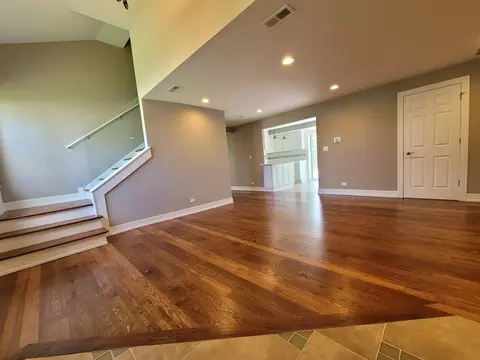 869 Greenview Ave, Des Plaines, IL 60016 photo 6