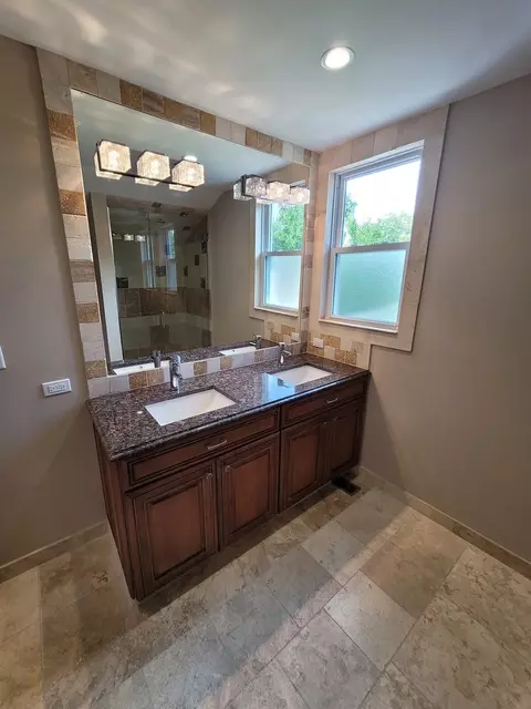 869 Greenview Ave, Des Plaines, IL 60016 photo 19