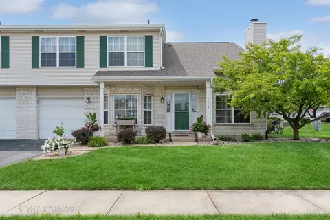1410 Berta Dr, Crest Hill, IL 60403