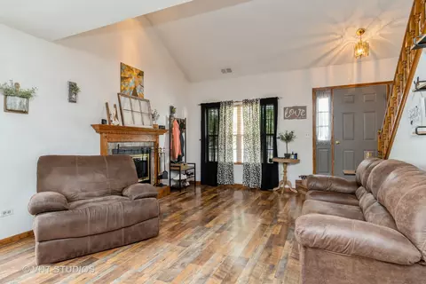 1410 Berta Dr, Crest Hill, IL 60403 photo 7