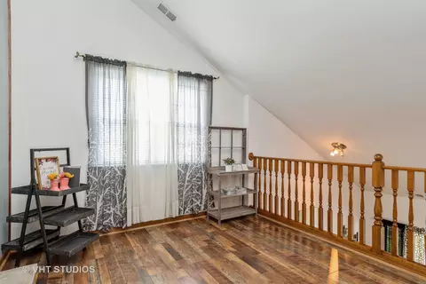 1410 Berta Dr, Crest Hill, IL 60403 photo 9
