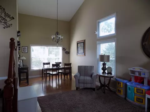 305 Hickory Oaks Dr, Bolingbrook, IL 60490 photo 4