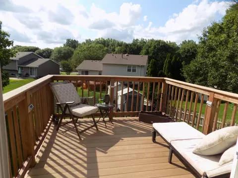 305 Hickory Oaks Dr, Bolingbrook, IL 60490 photo 23