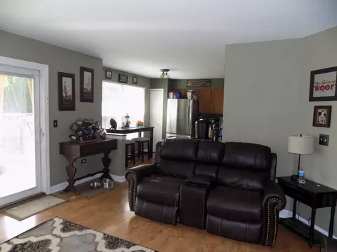 305 Hickory Oaks Dr, Bolingbrook, IL 60490 photo 14