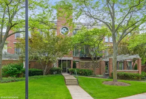 3030 Arbor Ln #304, Northfield, IL 60093