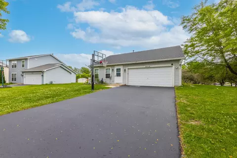 3414 Veronica St, Plano, IL 60545