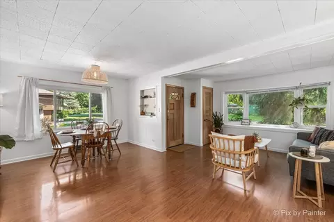 302 Circle Rd, Fox River Grove, IL 60021 photo 3