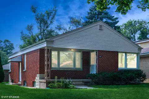 8540 Mansfield Ave, Morton Grove, IL 60053
