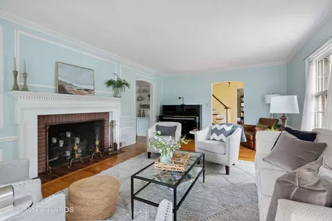 405 W Jefferson Ave, Wheaton, IL 60187 photo 7