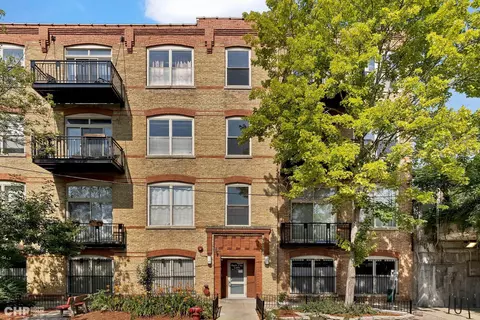 1740 N Maplewood Ave #217, Chicago, IL 60647