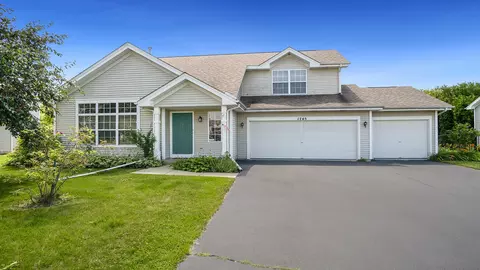 1745 Wynnwood Dr, Belvidere, IL 61008