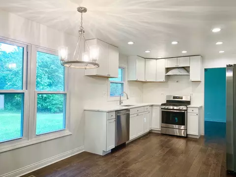 709 Juneway Ave, Deerfield, IL 60015 photo 3