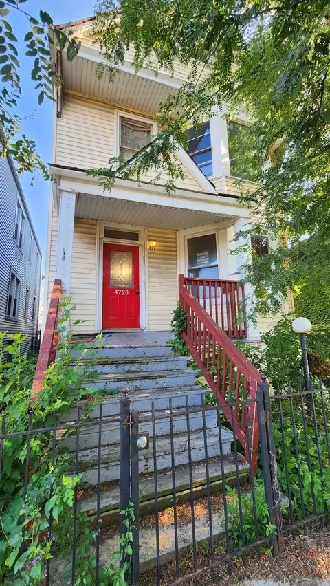 4725 W Fulton St, Chicago, IL 60644