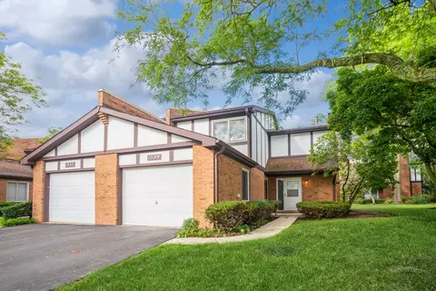 1539 Columbia Ct, Elk Grove Village, IL 60007