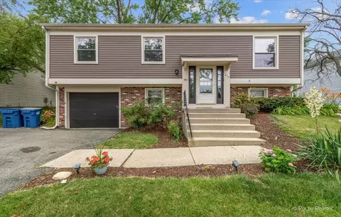 255 Polk Ct, Bartlett, IL 60103