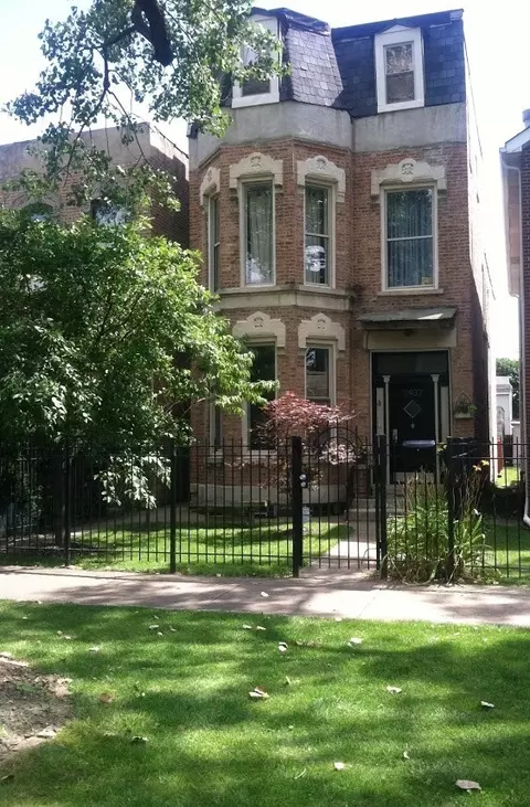 2937 W Fulton St, Chicago, IL 60612