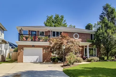 408 Euclid Ave, Arlington Heights, IL 60004