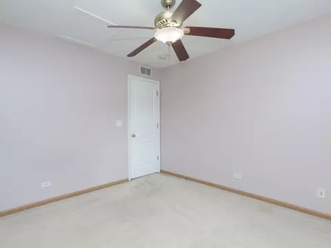 3306 Bromley Ln, Aurora, IL 60502 photo 13