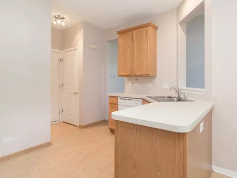 3306 Bromley Ln, Aurora, IL 60502 photo 8