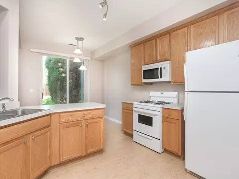 3306 Bromley Ln, Aurora, IL 60502 photo 10