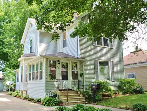 410 E Benton St, Morris, IL 60450