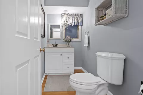 1713 E Thomas Rd, Wheaton, IL 60187 photo 25