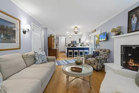 1713 E Thomas Rd, Wheaton, IL 60187 photo 20