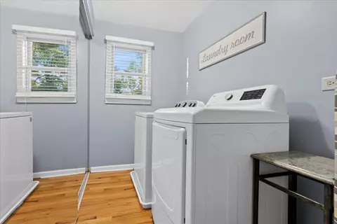 1713 E Thomas Rd, Wheaton, IL 60187 photo 31