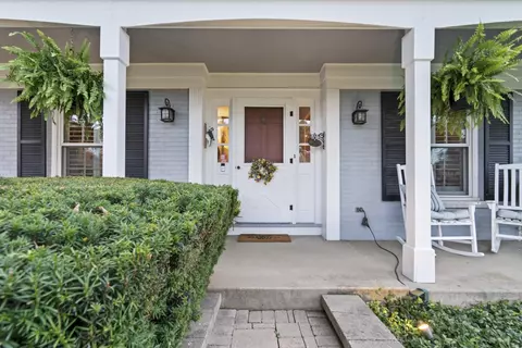 1713 E Thomas Rd, Wheaton, IL 60187 photo 7