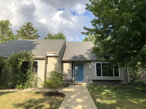2014 Scottsdale Dr, Champaign, IL 61822
