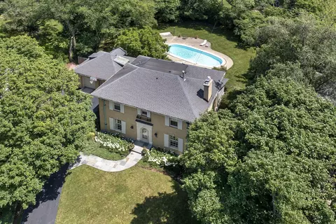 1029 Eastwood Rd, Glencoe, IL 60022