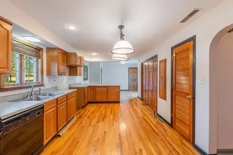1391 W Walnut St, Kankakee, IL 60901 photo 10