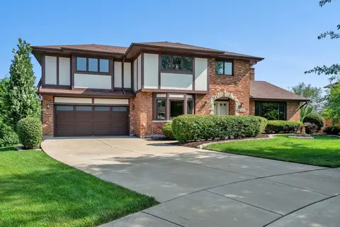9222 Eileen Ct, Orland Park, IL 60462