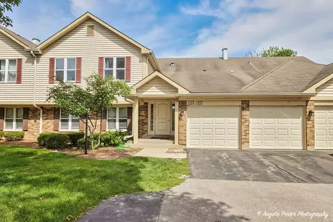 1233 Streamwood Ln #343, Vernon Hills, IL 60061