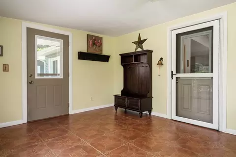 519 E Franklin St, Rockton, IL 61072 photo 17