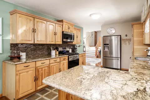 519 E Franklin St, Rockton, IL 61072 photo 12