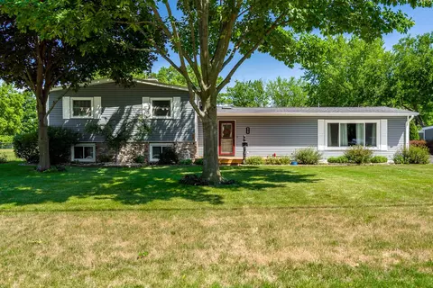 519 E Franklin St, Rockton, IL 61072