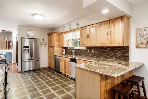 519 E Franklin St, Rockton, IL 61072 photo 11