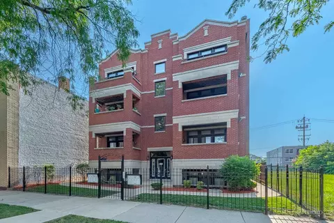 4041 S Michigan Ave #4S, Chicago, IL 60653