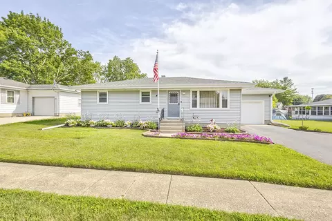 409 Glenwood Dr, Belvidere, IL 61008