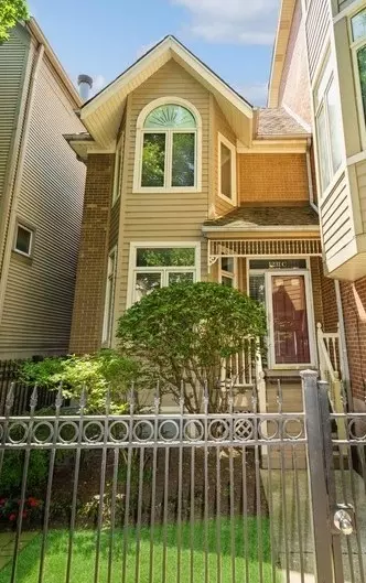 1231 W Fletcher St #C, Chicago, IL 60657