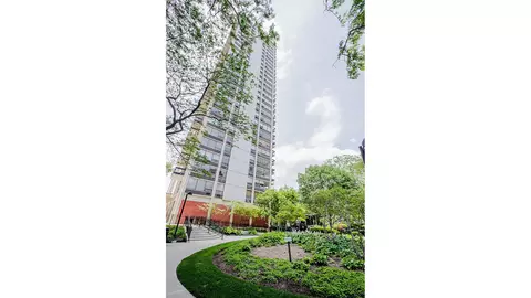 1360 N Sandburg Ter #1404C, Chicago, IL 60610