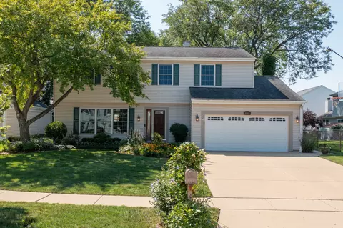 2123 Rose Ct, Schaumburg, IL 60194
