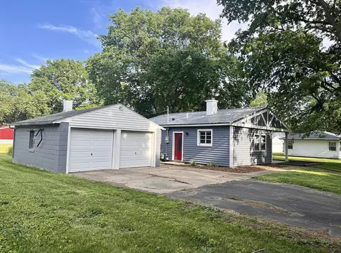 307 S Main St, Mansfield, IL 61854